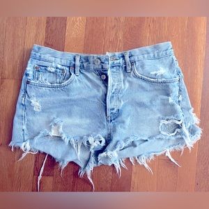 AGOLDE
Parker Vintage Cutoff Denim Shorts in Swapmeet sz 29